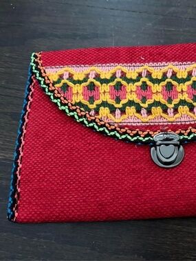 Egyptian Linen Clutch - 17cm x 27cm - Red, Pink, Green, Yellow